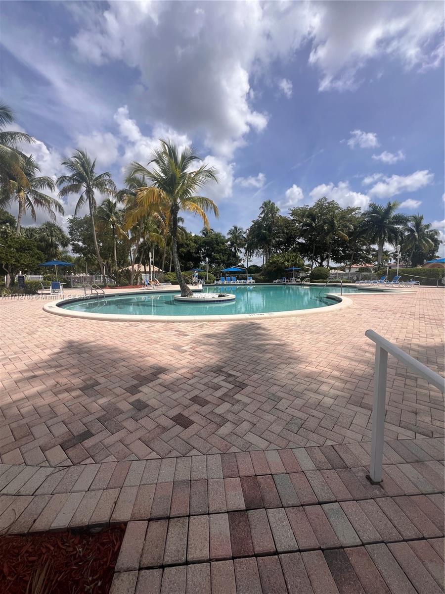 PEMBROKE ISLES - Residential Lease