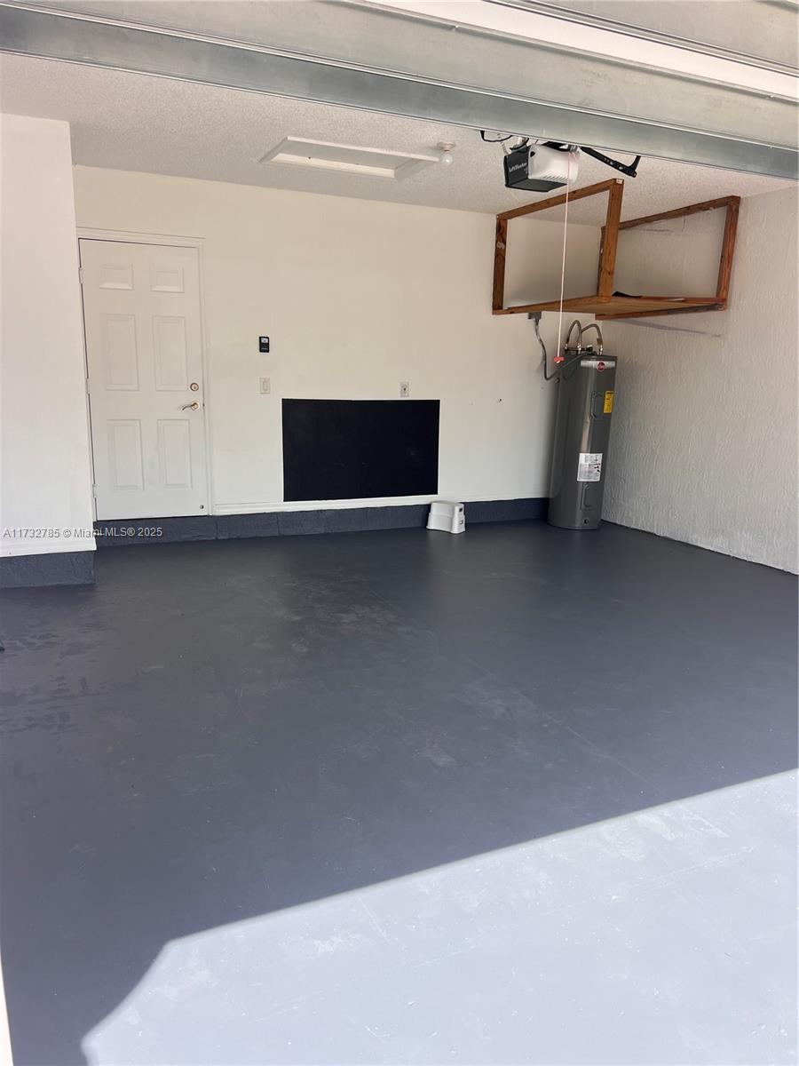 PEMBROKE ISLES - Residential Lease