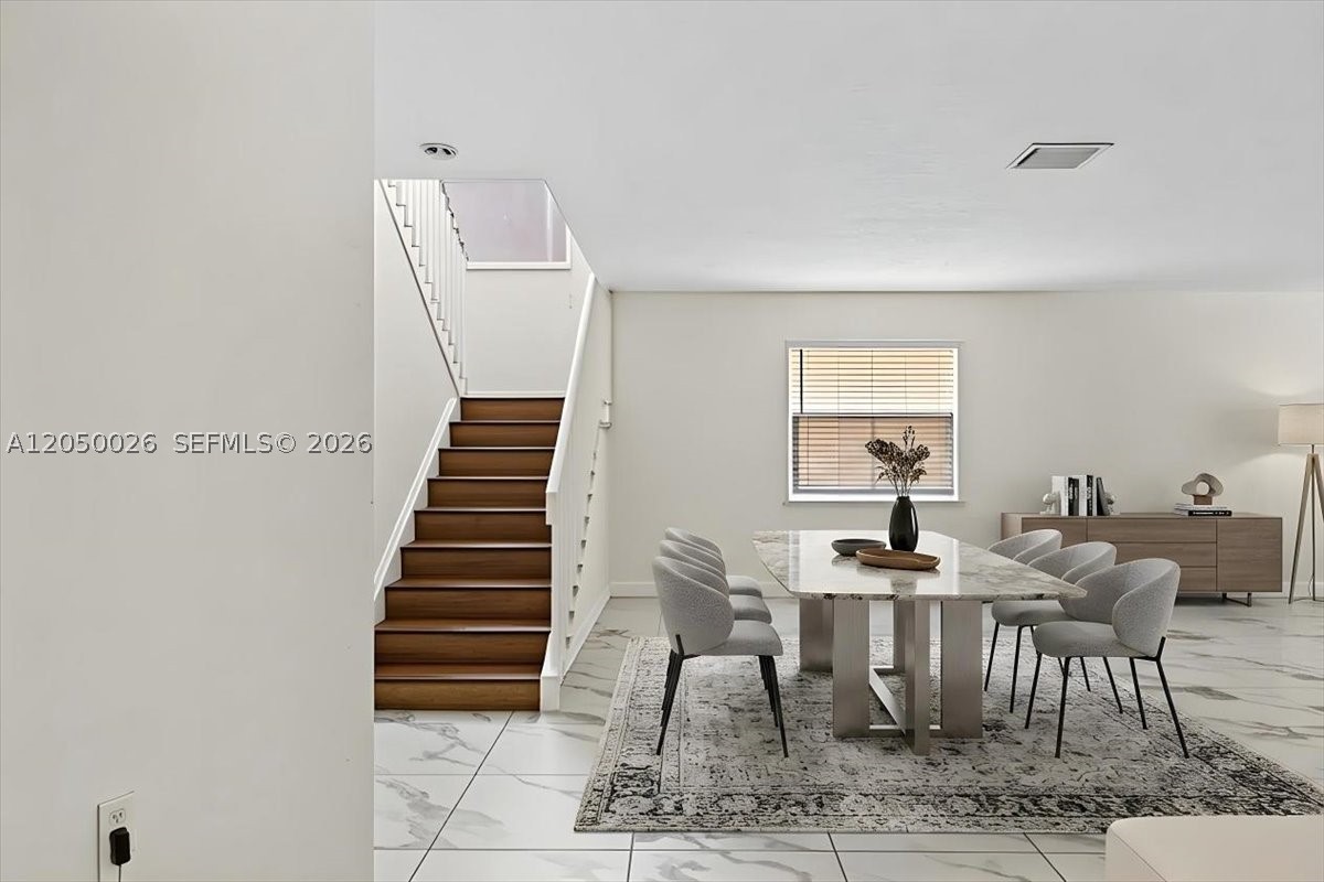 FAIRWAY COVE - Residential