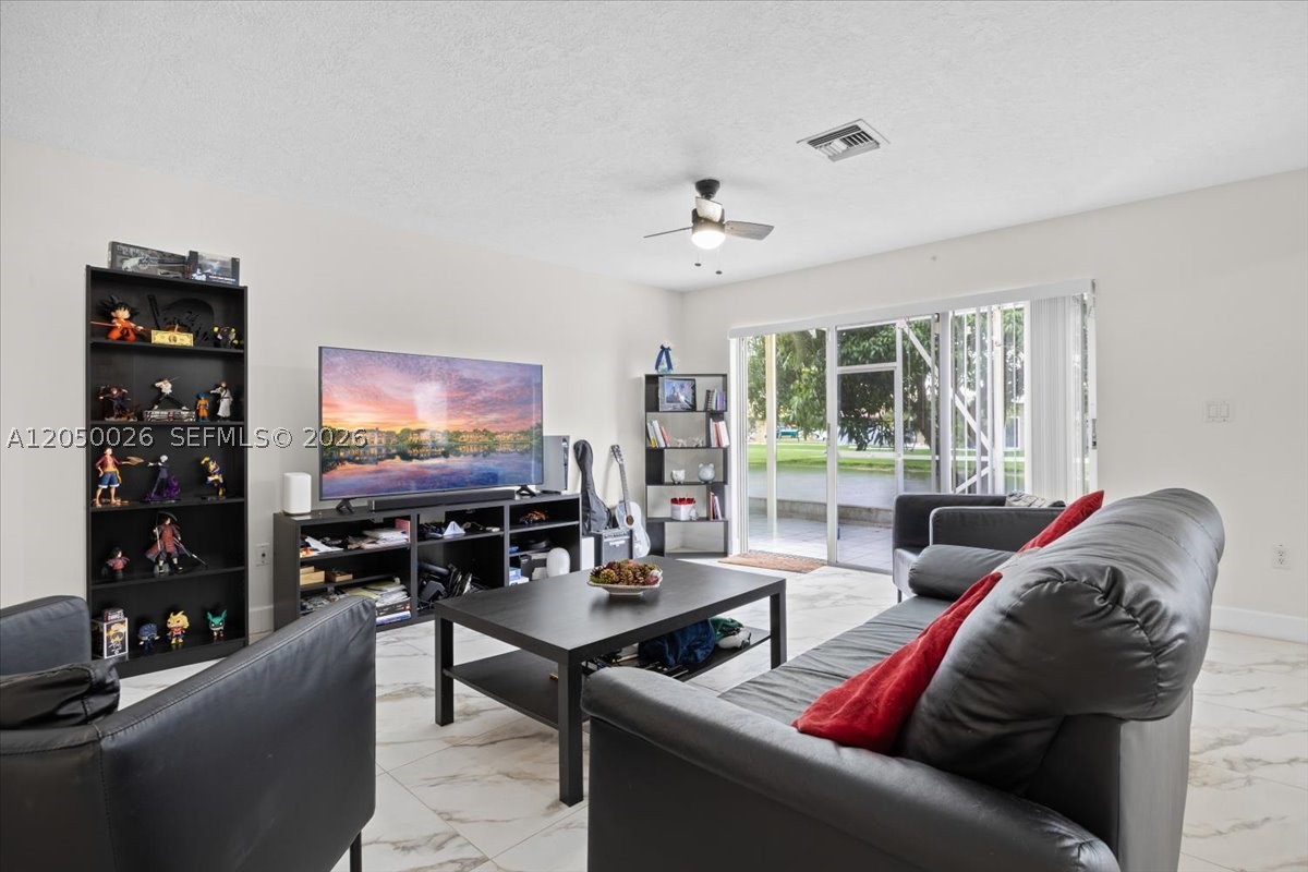 FAIRWAY COVE - Residential
