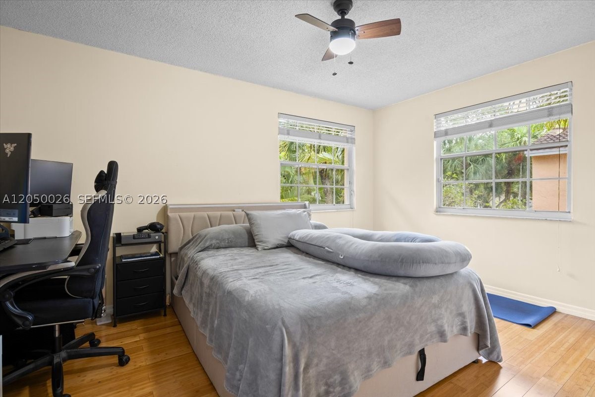 FAIRWAY COVE - Residential