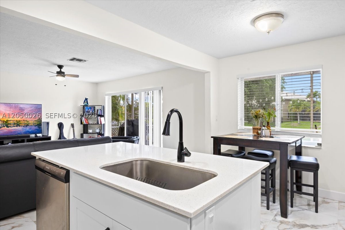 FAIRWAY COVE - Residential