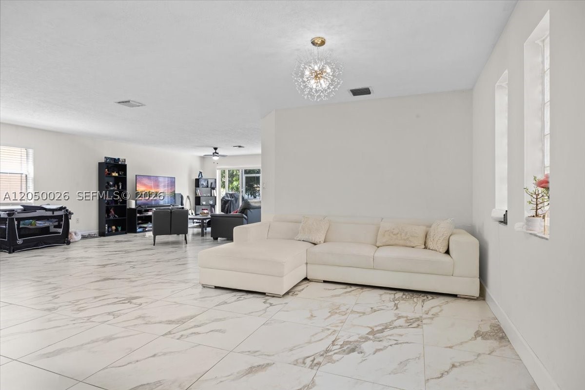FAIRWAY COVE - Residential