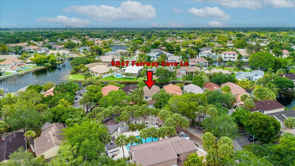 FAIRWAY COVE - Residential