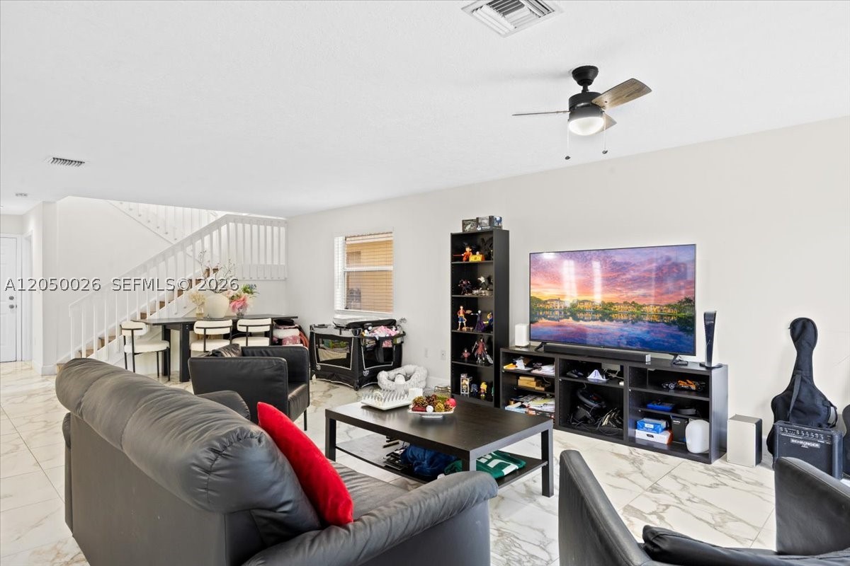 FAIRWAY COVE - Residential
