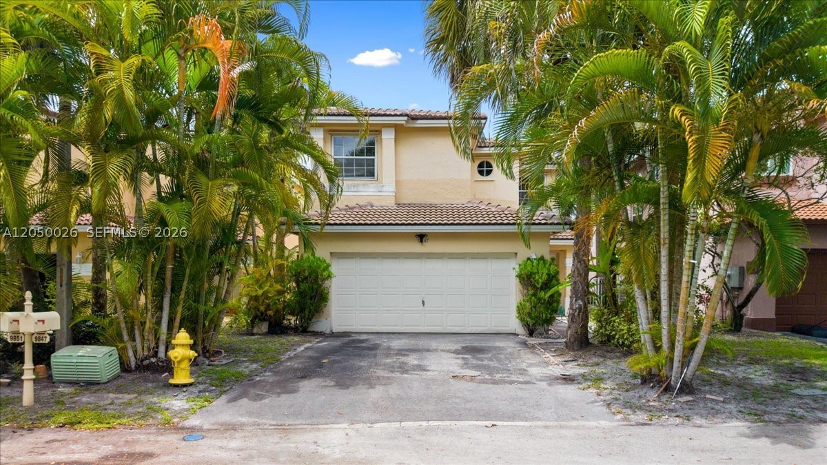 FAIRWAY COVE - Residential