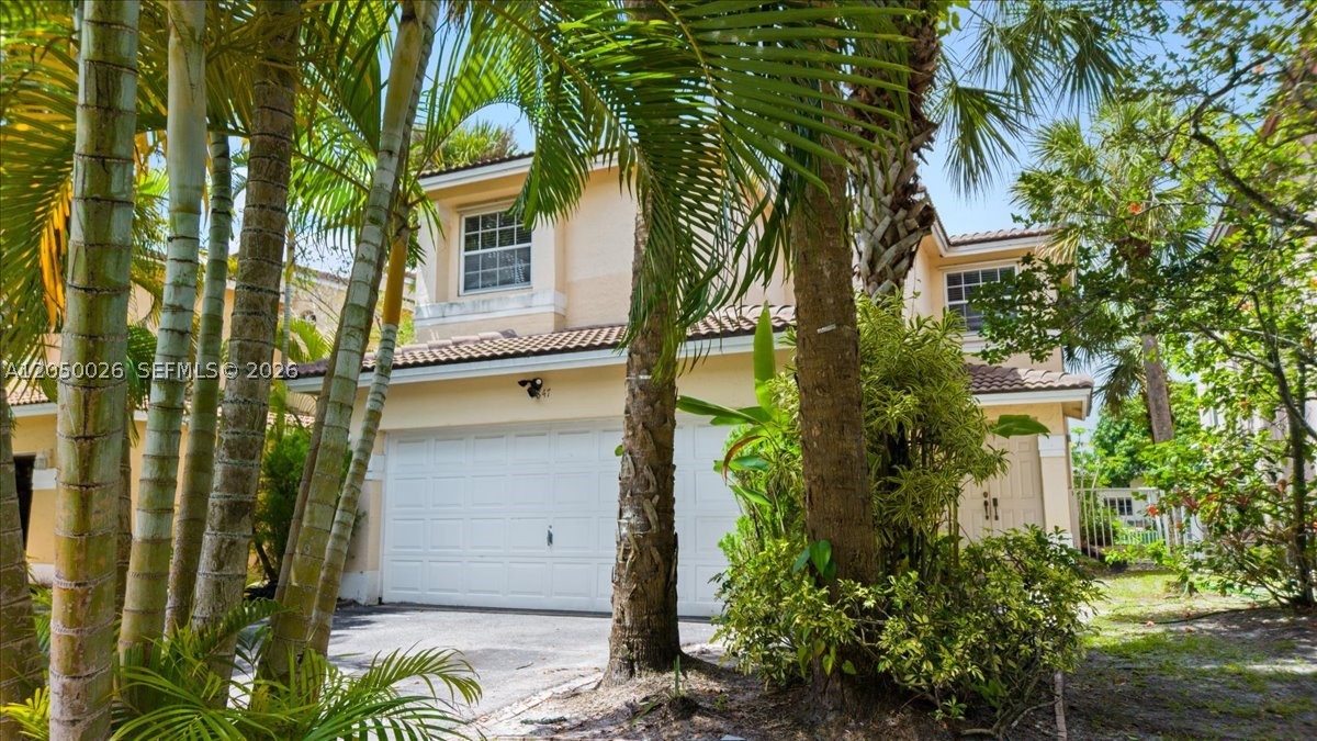 FAIRWAY COVE - Residential