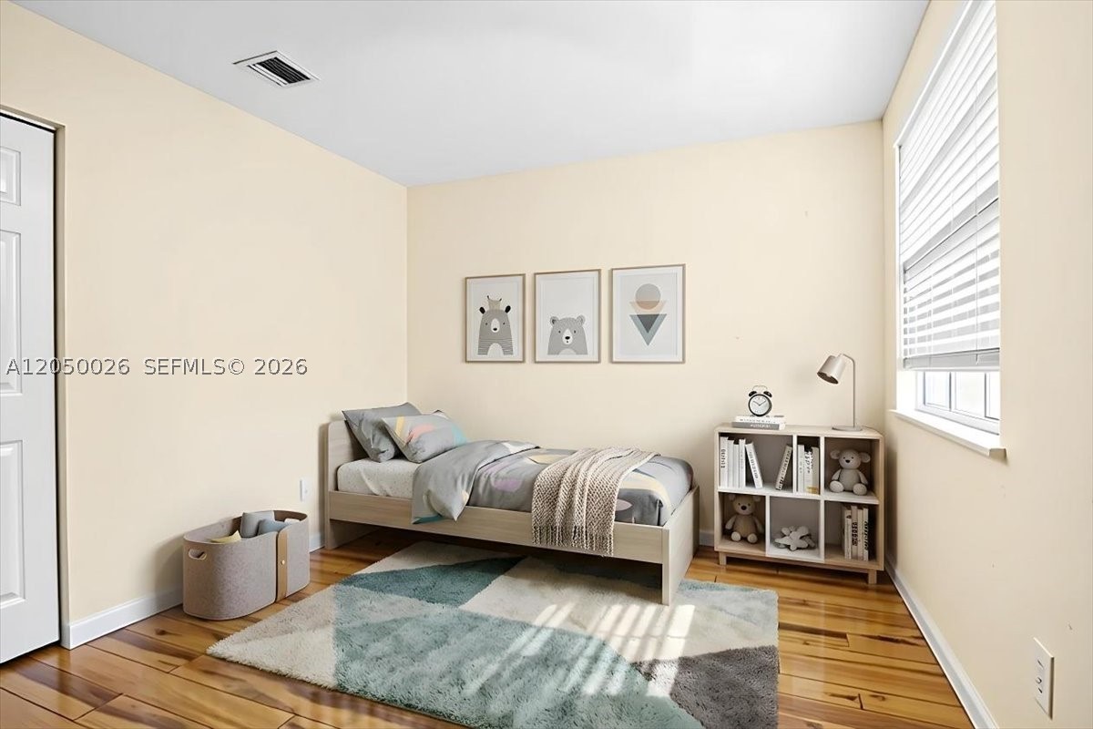FAIRWAY COVE - Residential