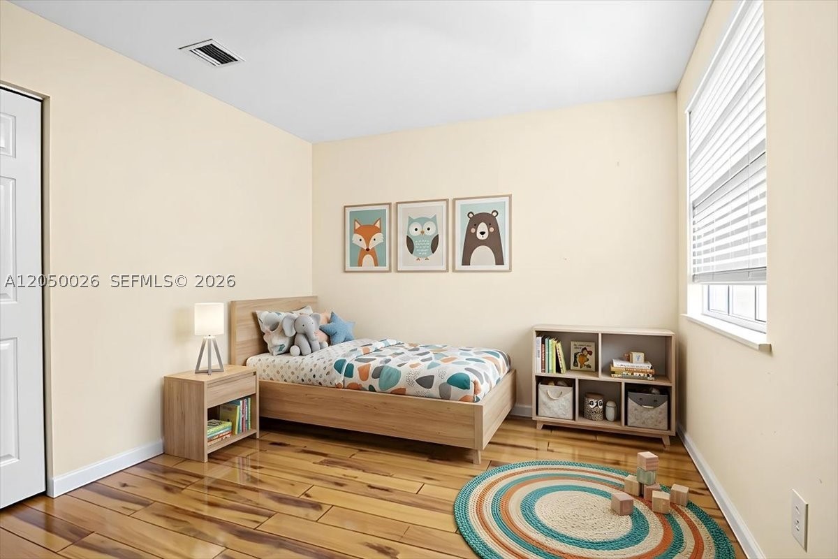 FAIRWAY COVE - Residential