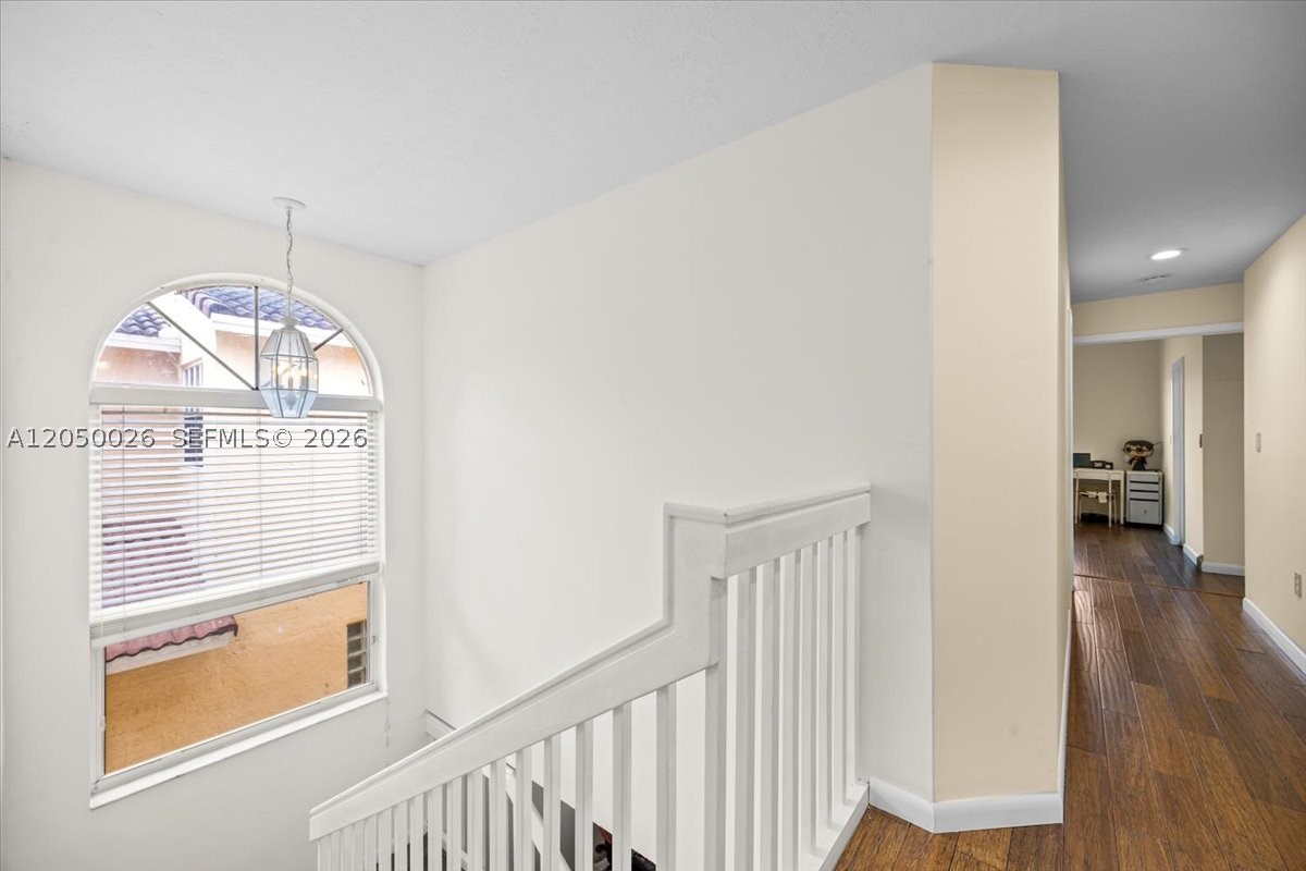 FAIRWAY COVE - Residential