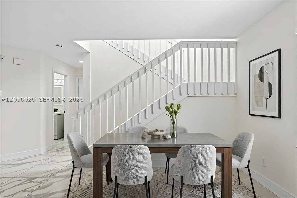 FAIRWAY COVE - Residential