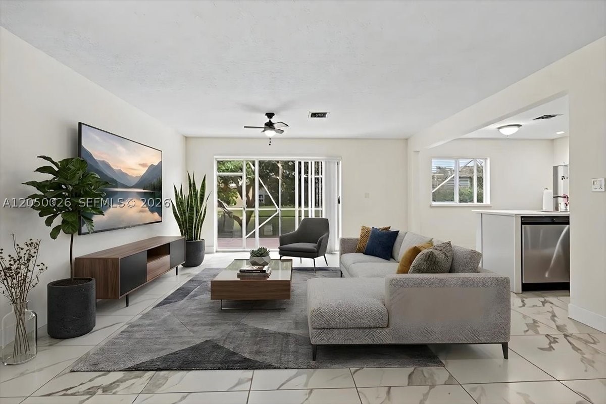 FAIRWAY COVE - Residential