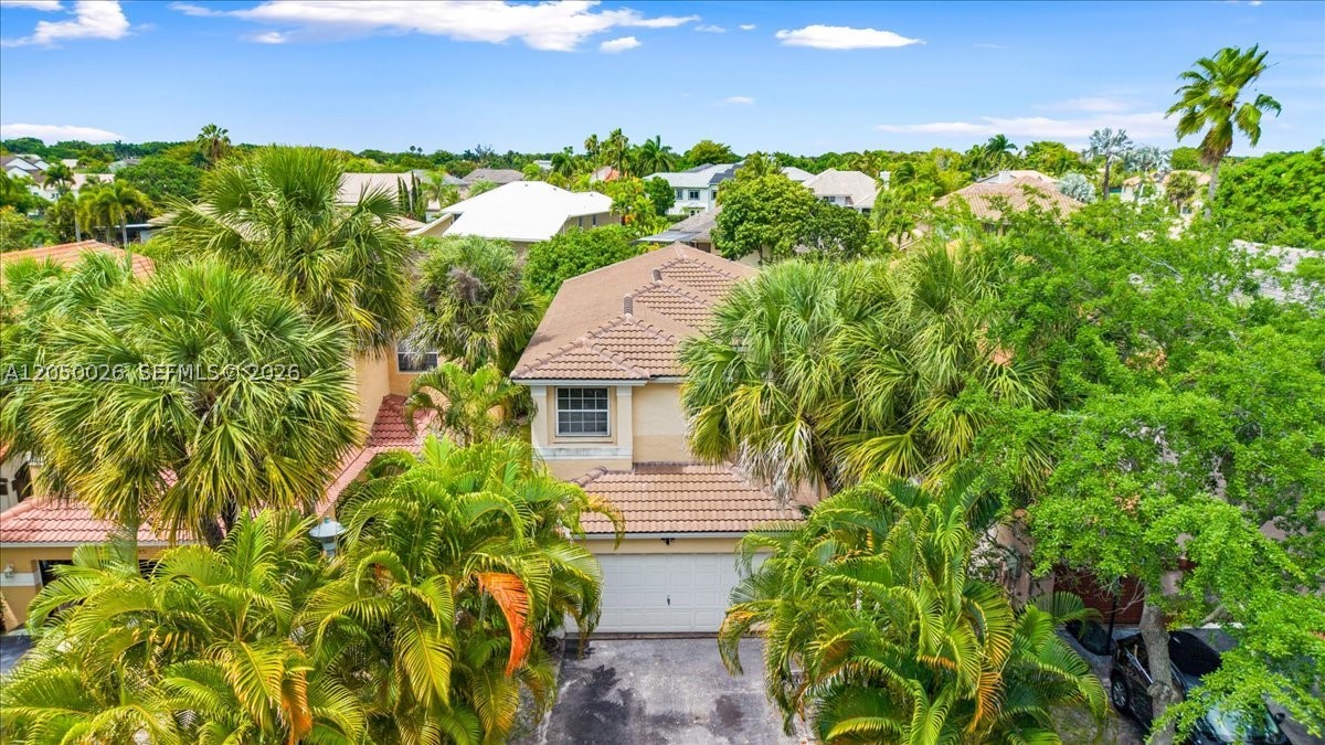 FAIRWAY COVE - Residential