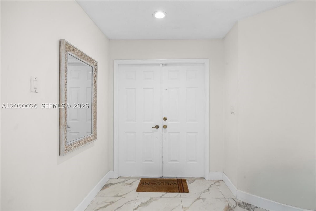 FAIRWAY COVE - Residential