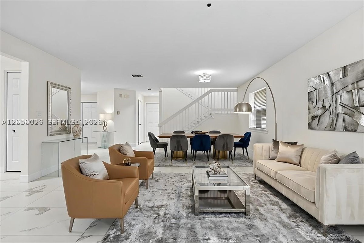 FAIRWAY COVE - Residential