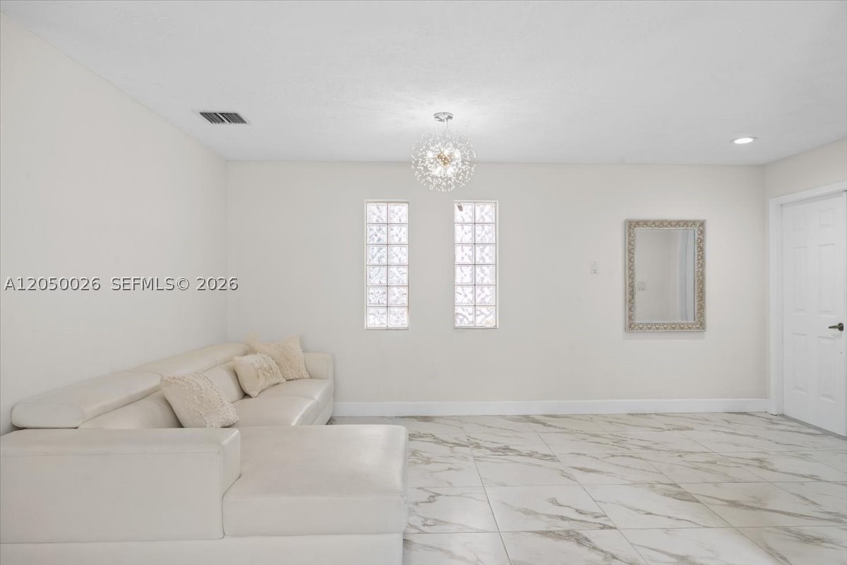 FAIRWAY COVE - Residential