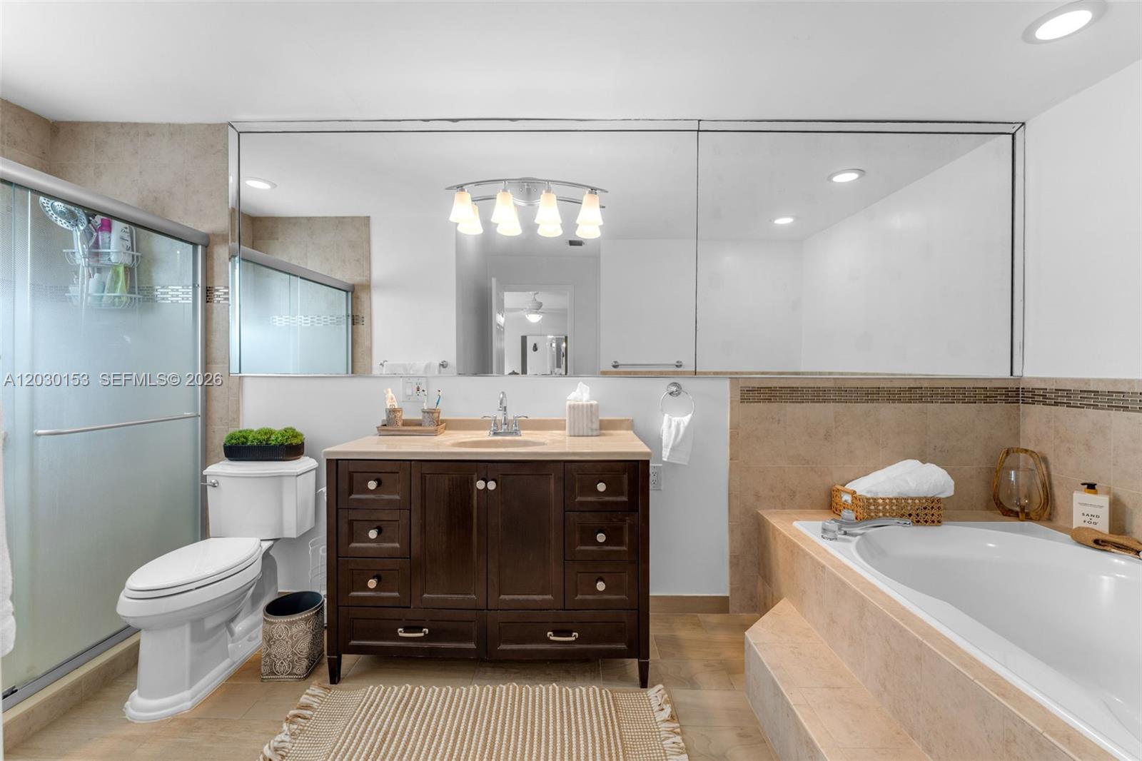 KILLIAN PINES 1ST ADDN - Residential