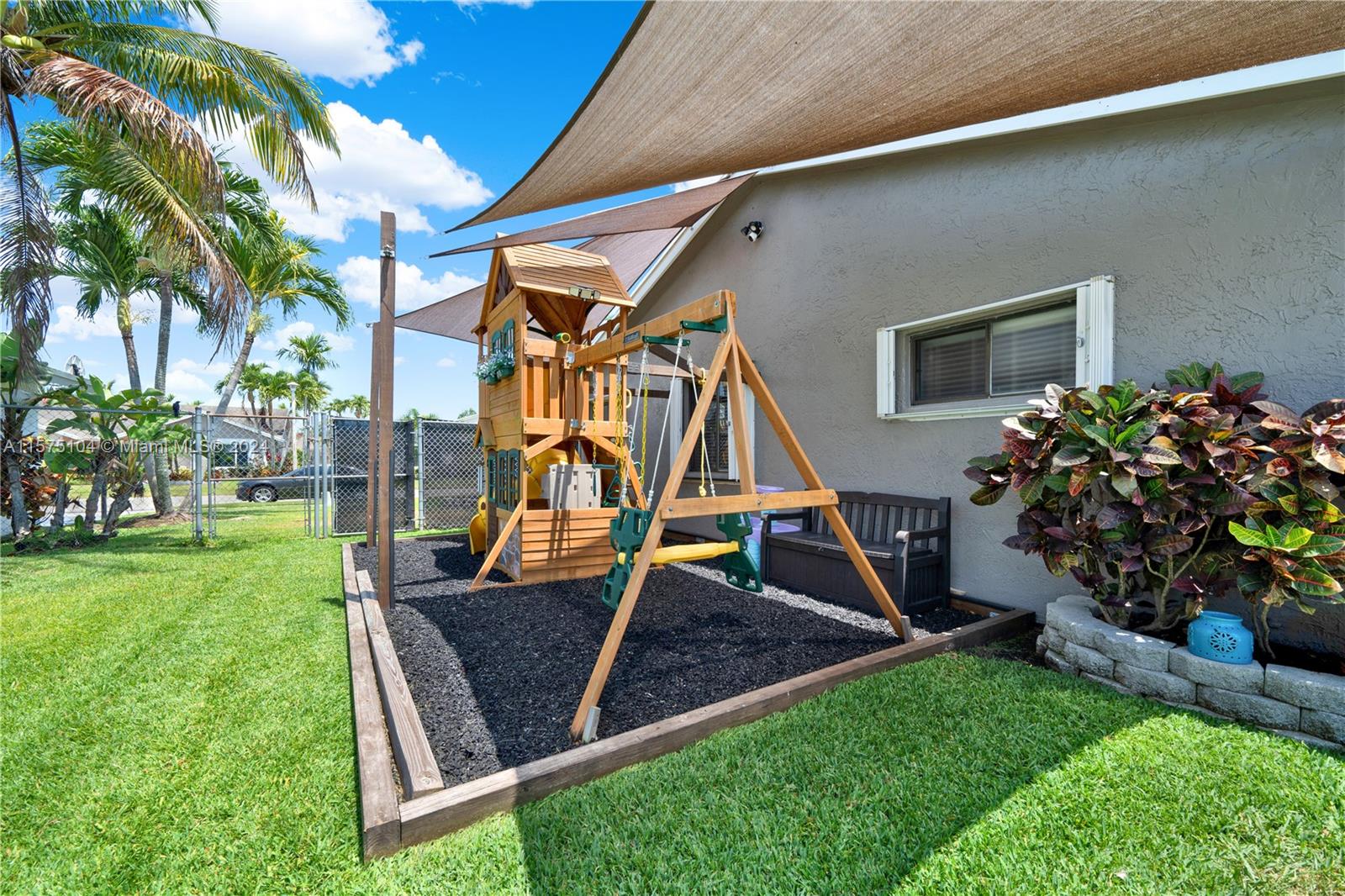 PARKWOOD HOMES THREE - Residential