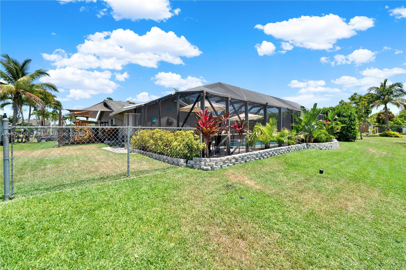 PARKWOOD HOMES THREE - Residential
