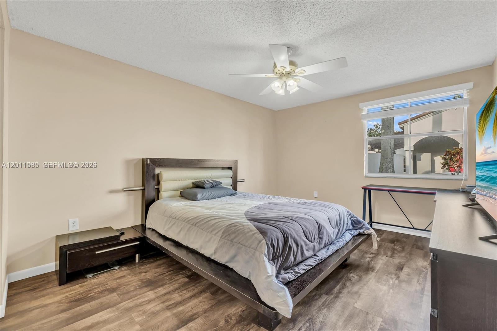 THE GREENS AT DORAL CONDO - Residential