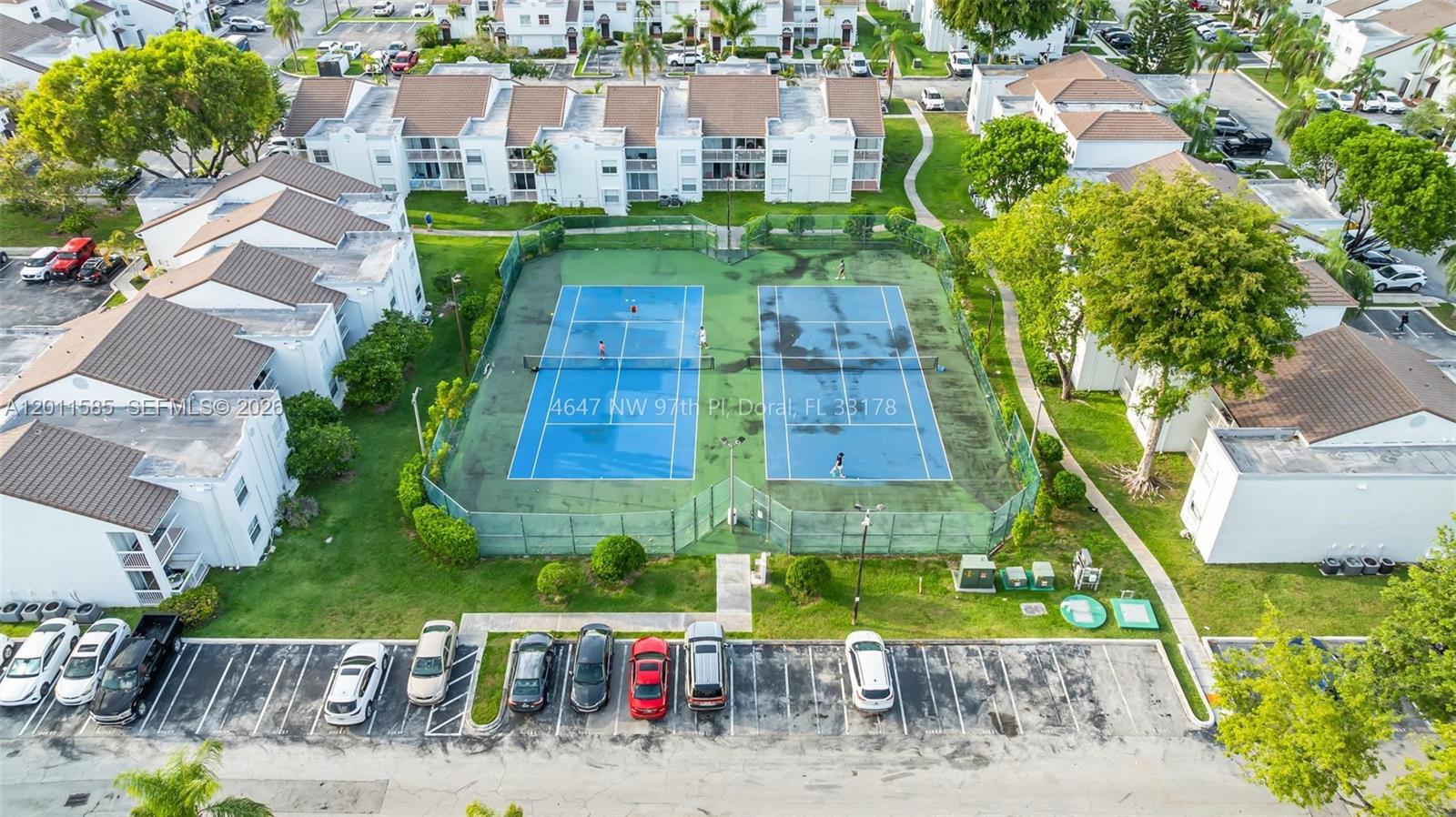 THE GREENS AT DORAL CONDO - Residential