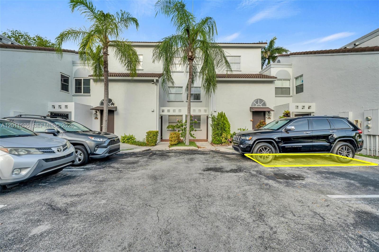 THE GREENS AT DORAL CONDO - Residential