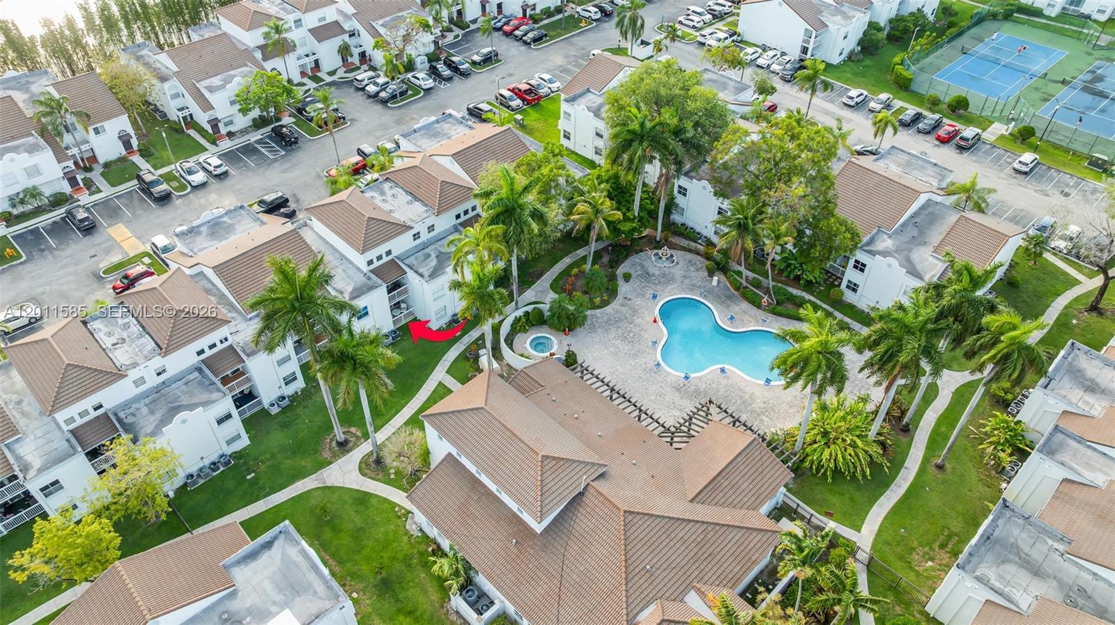 THE GREENS AT DORAL CONDO - Residential