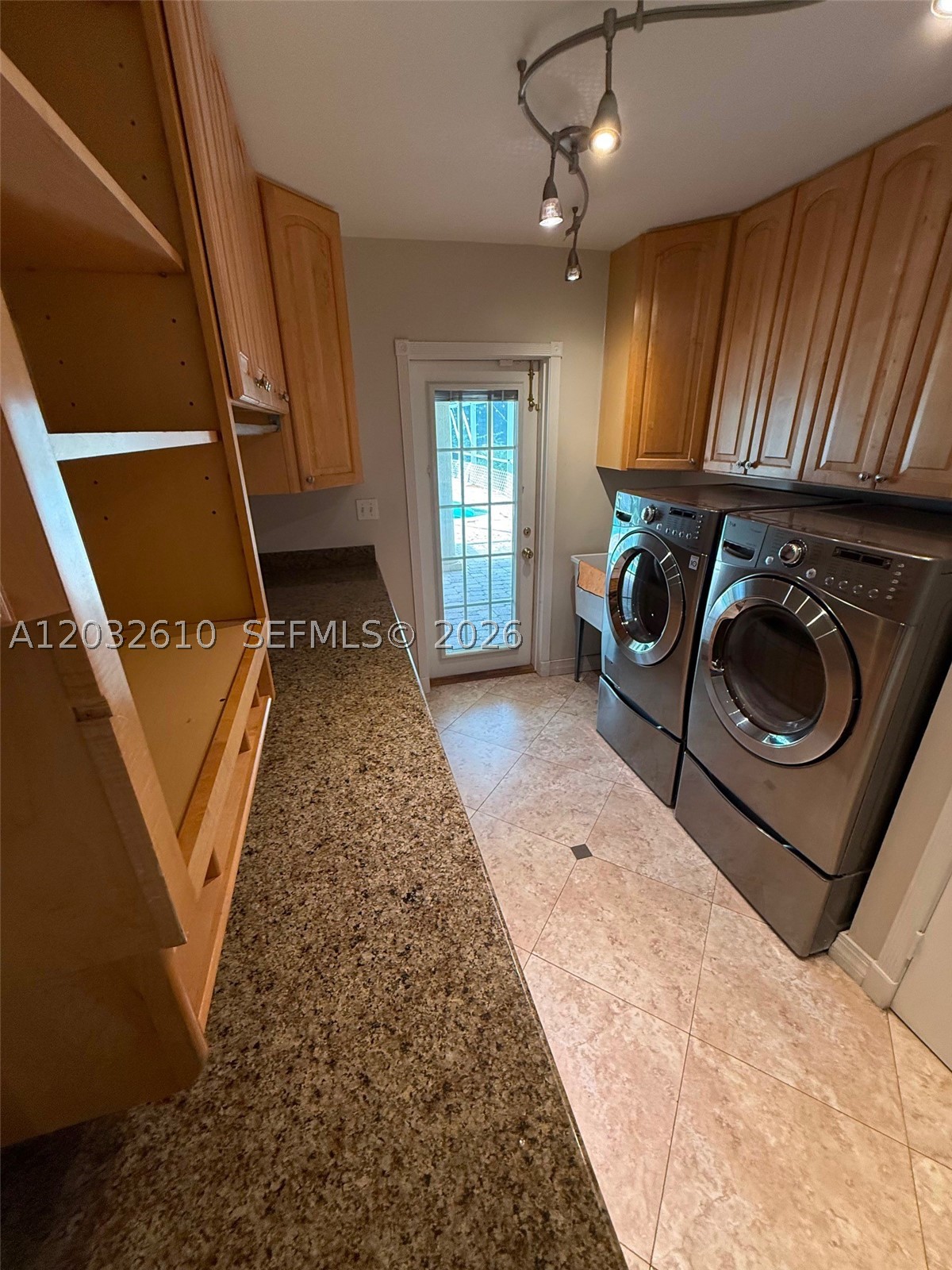 FLA FRUIT LANDS CO SUB NO - Residential Lease