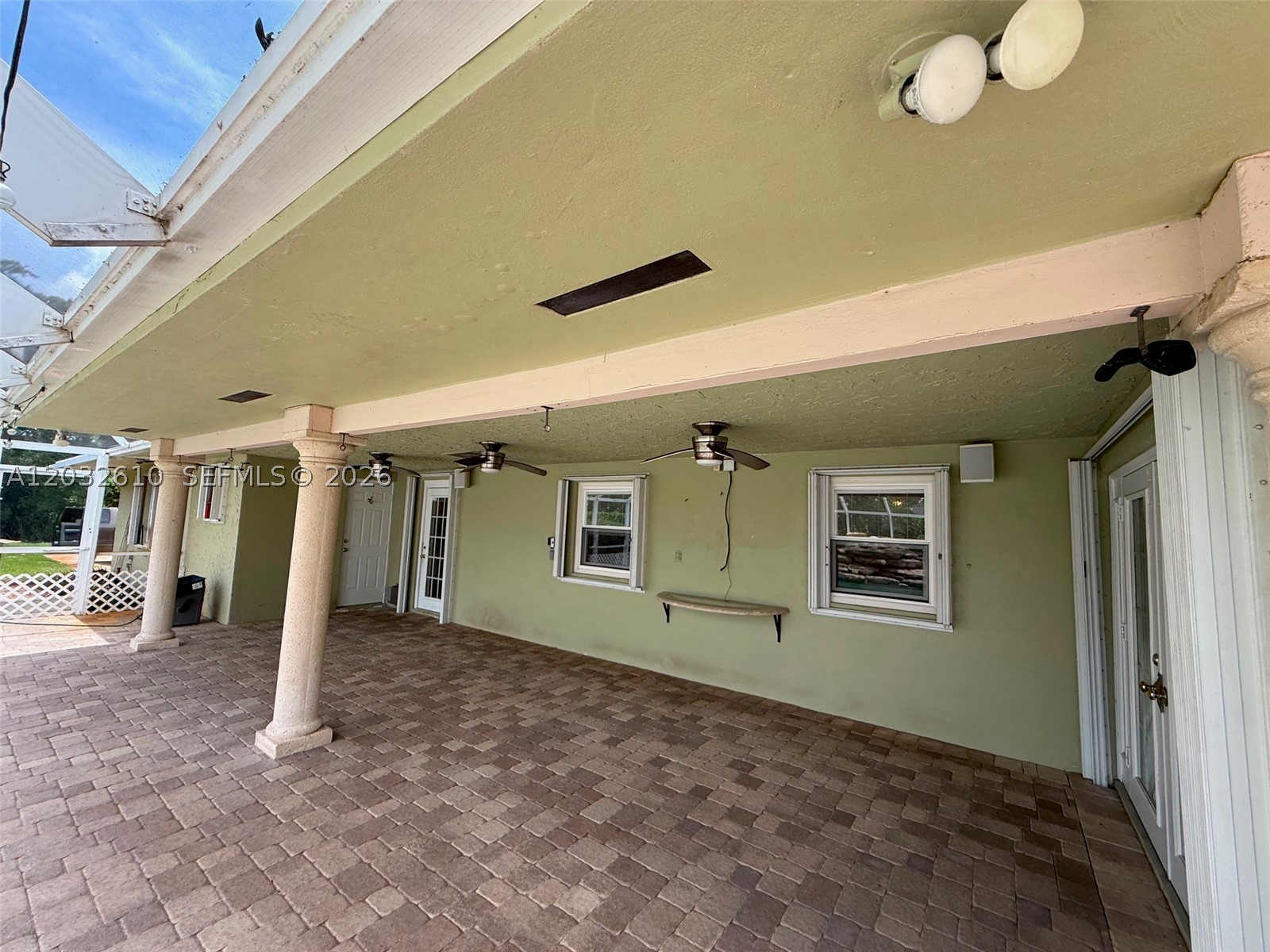 FLA FRUIT LANDS CO SUB NO - Residential Lease