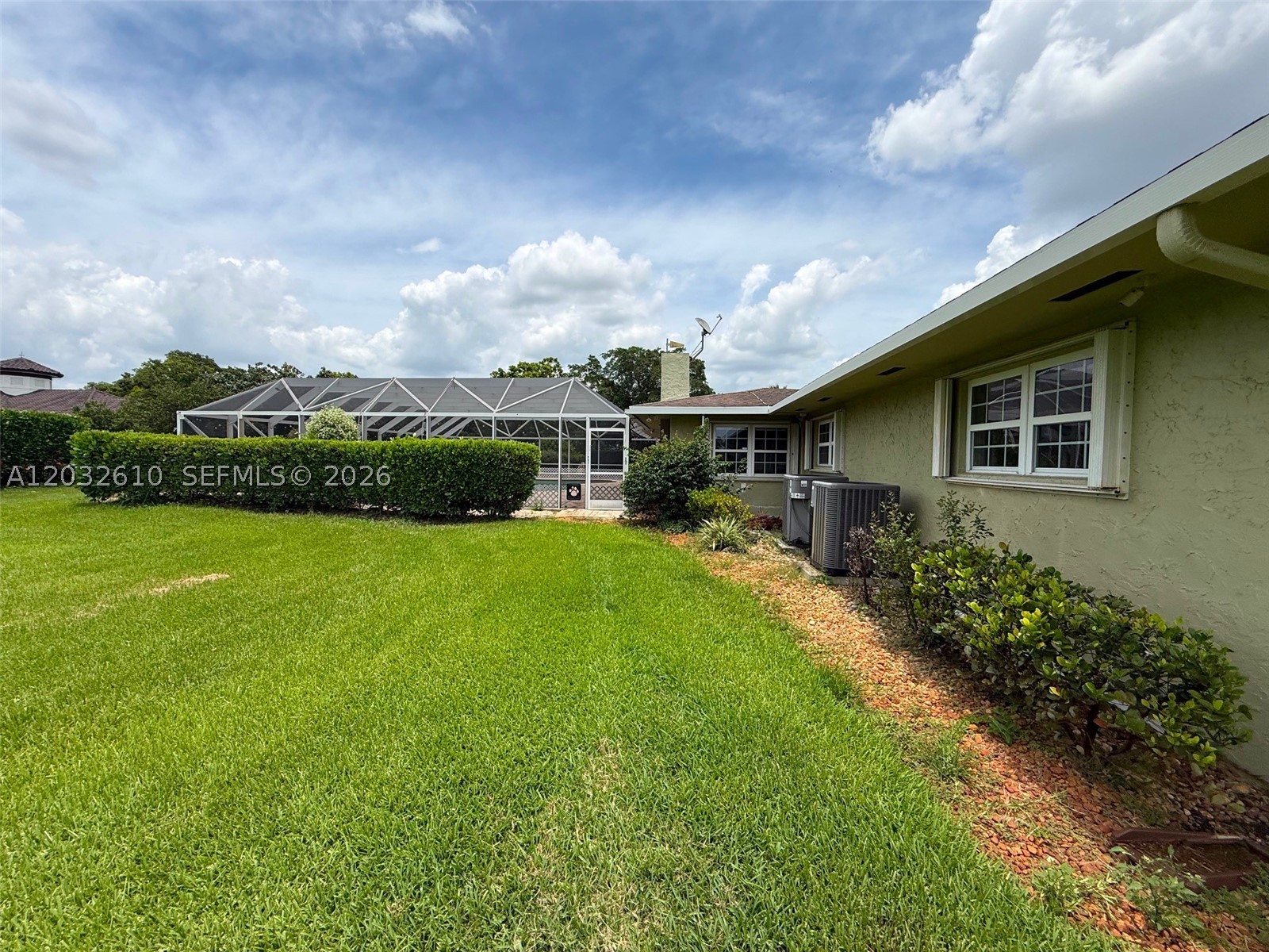 FLA FRUIT LANDS CO SUB NO - Residential Lease