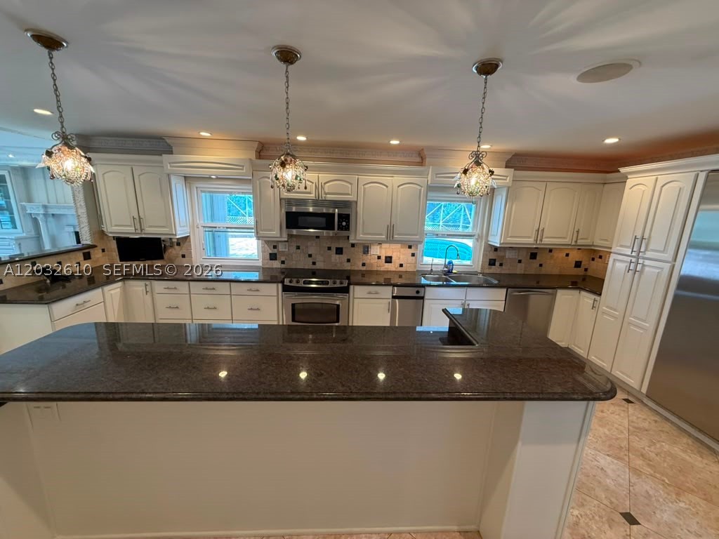 FLA FRUIT LANDS CO SUB NO - Residential Lease