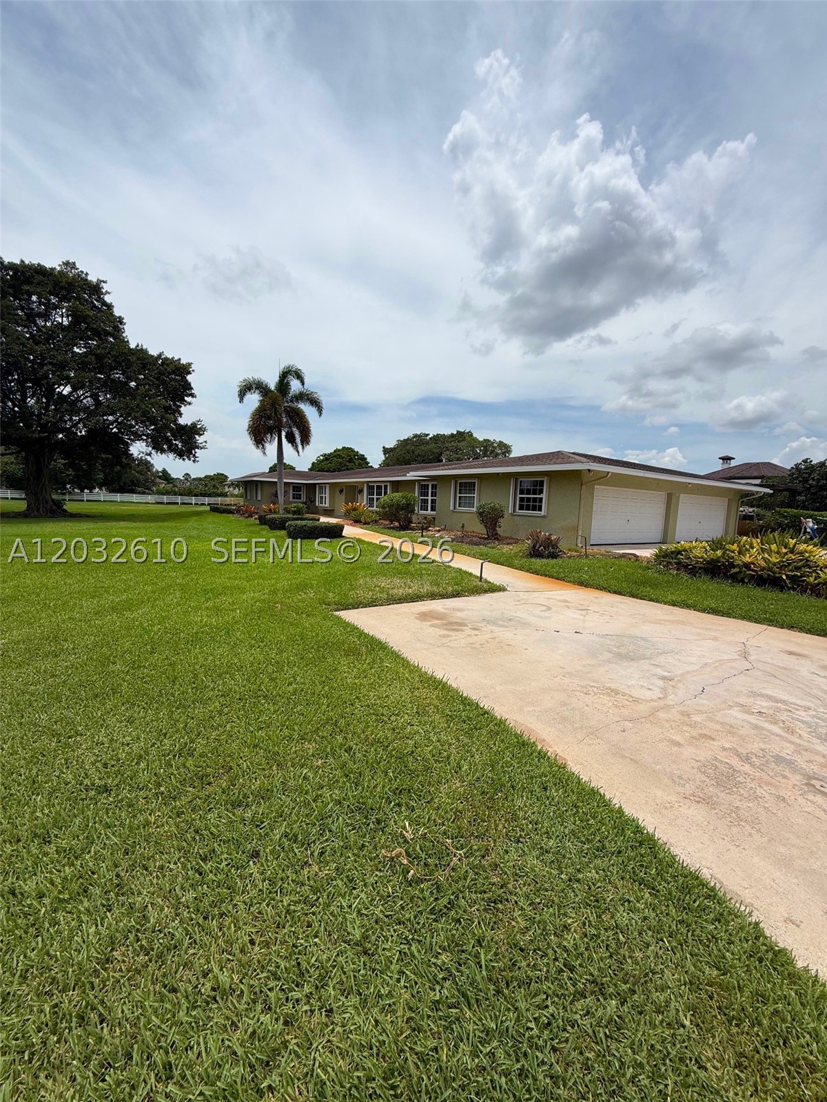 FLA FRUIT LANDS CO SUB NO - Residential Lease
