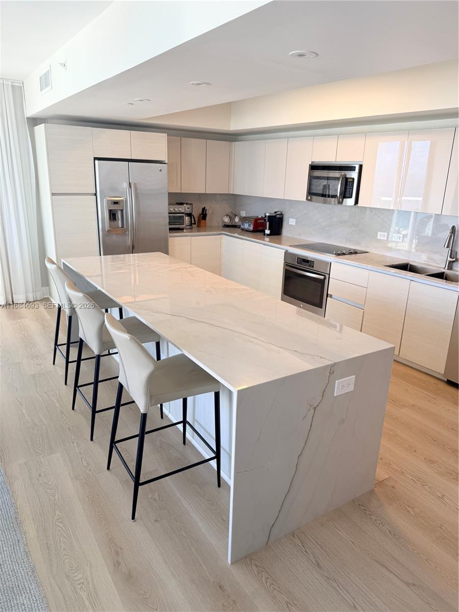 BEACHWALK CONDOMINIUM - Residential