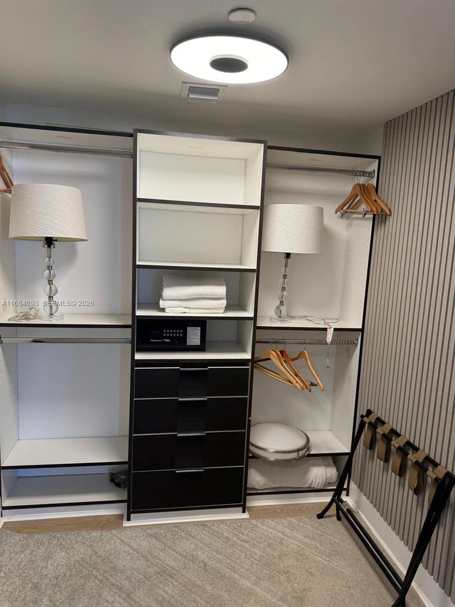 BEACHWALK CONDOMINIUM - Residential