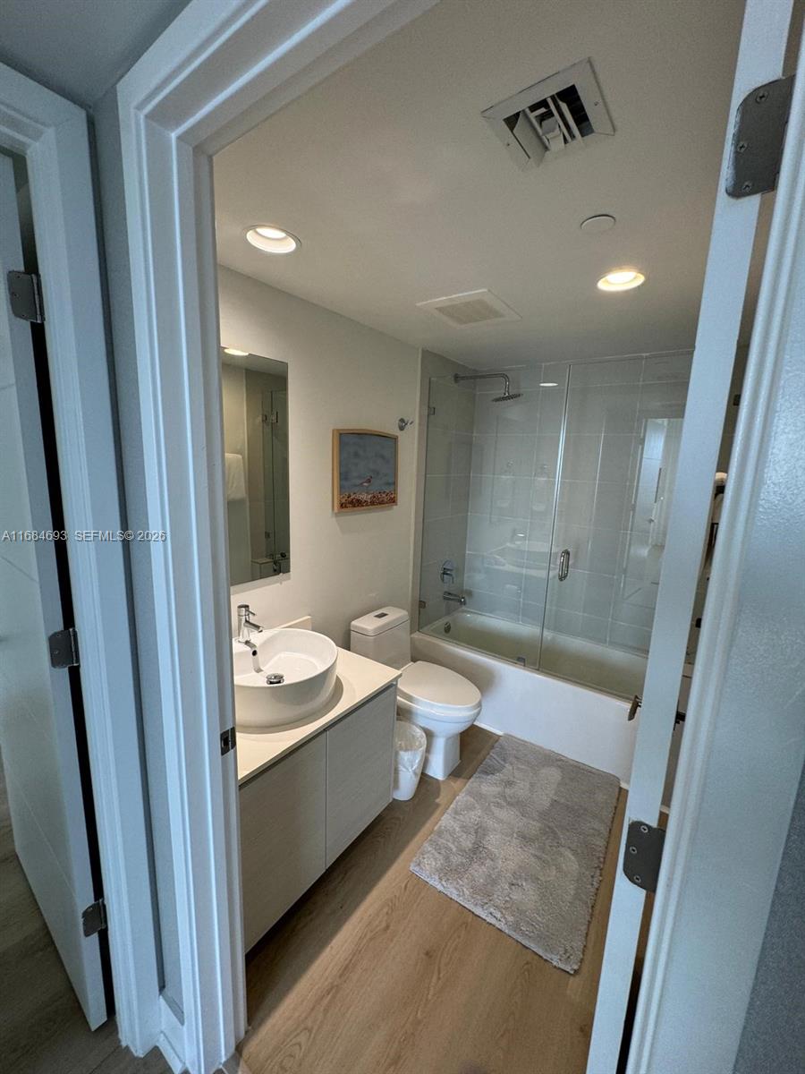BEACHWALK CONDOMINIUM - Residential