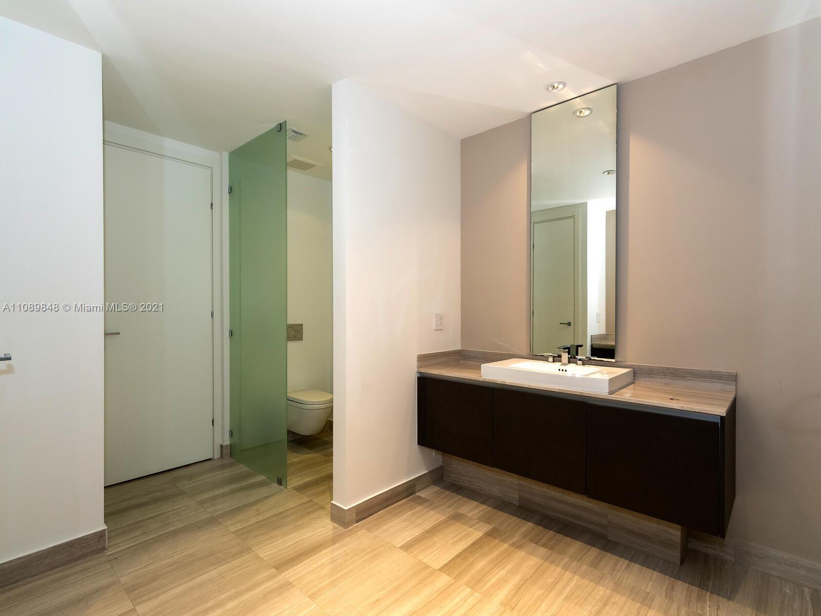 ECHO CONDO - Residential