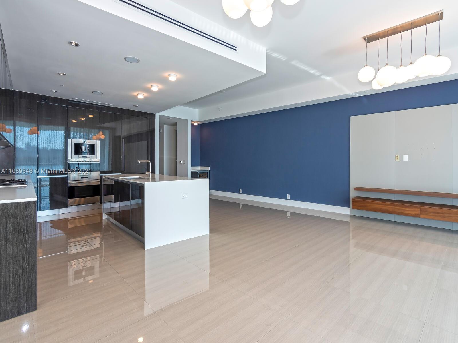 ECHO CONDO - Residential