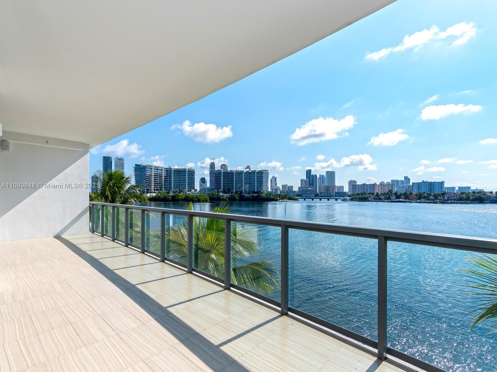 Amazing unit with unobstructed intracoastal view, smart home tech, private elevator, highly finished, Italian kitchen with high level appliances(Subzero and Wolf), wonderful recreation area with pool, jacuzzi, fitness center and much more. Concierge, valet and more.Close to prestigious ACES school, Aventura Hall. Few steps from supermarkets, restaurants, Aventura Mall, parks and more. In case of mortgage buyer require minimum 40% down payment.