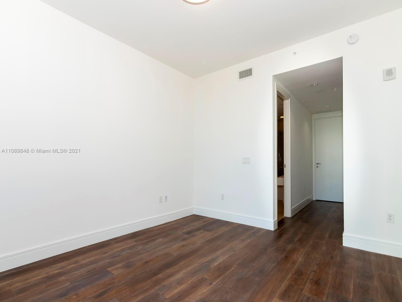 ECHO CONDO - Residential