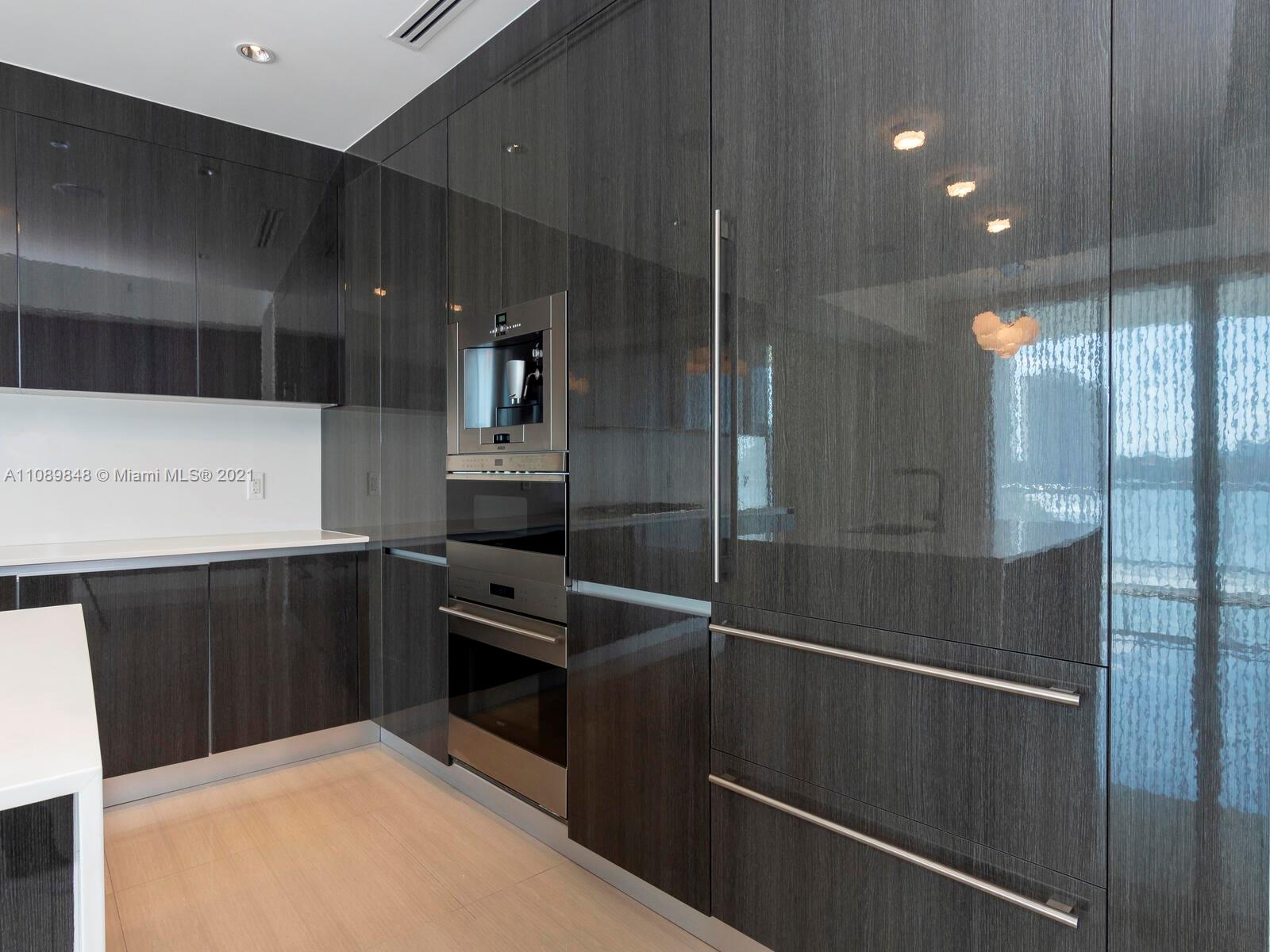 ECHO CONDO - Residential