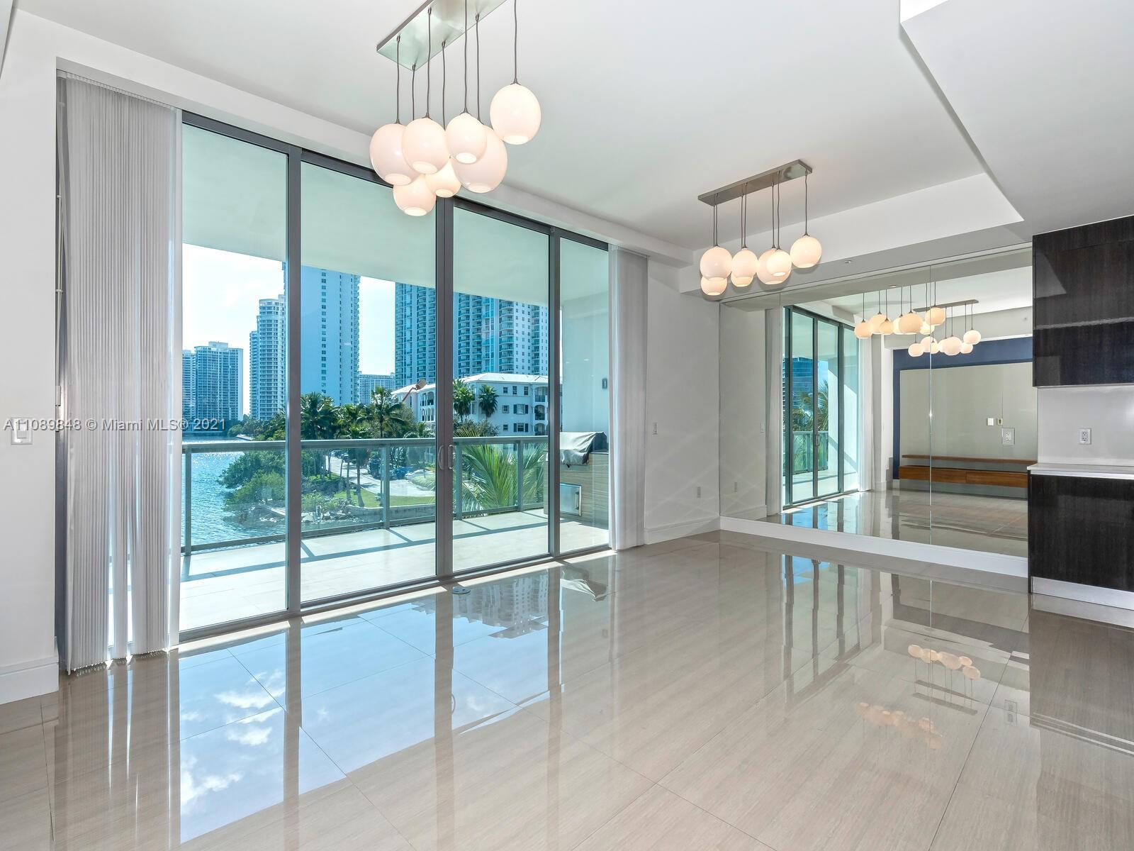 ECHO CONDO - Residential