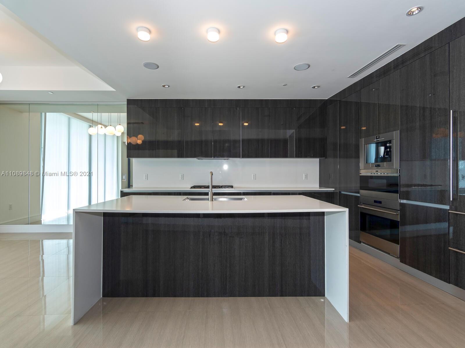 ECHO CONDO - Residential
