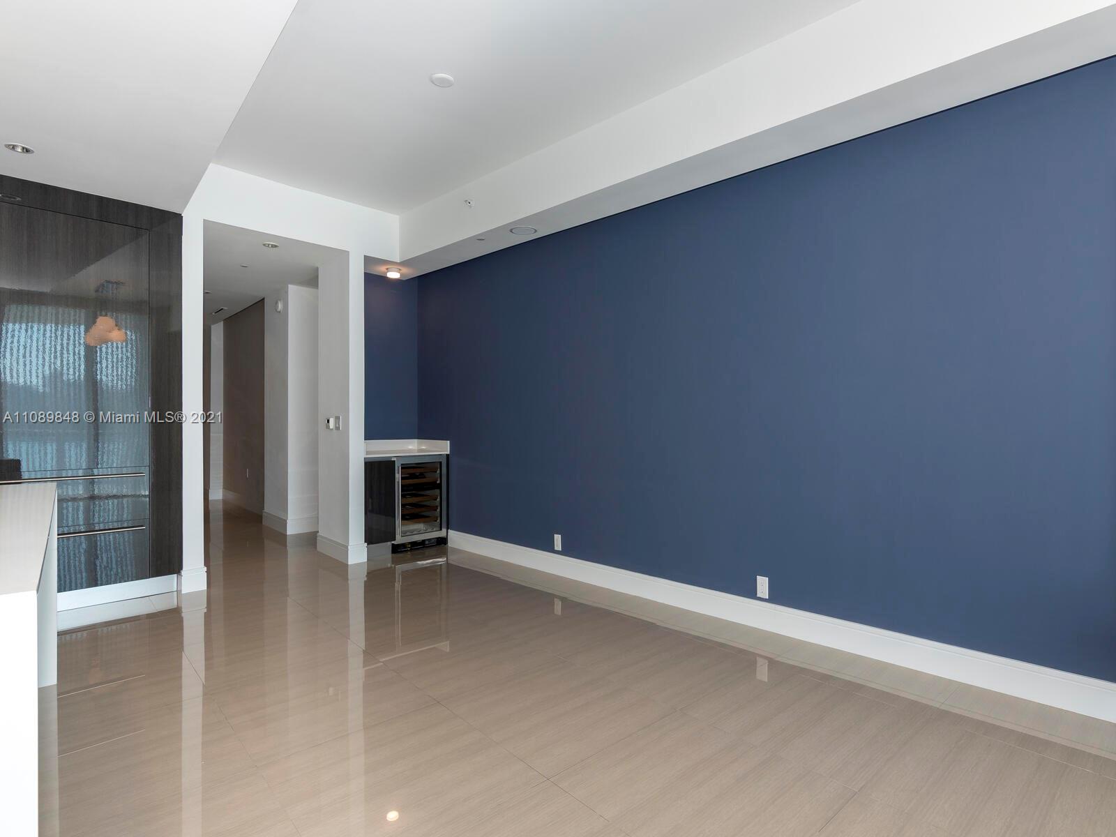 ECHO CONDO - Residential