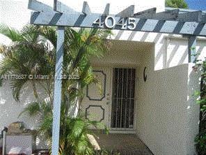 WOODSCAPE TOWNHOMES - Residential Lease