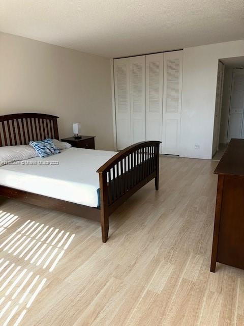WINSTON TOWERS 200 - Residential Lease