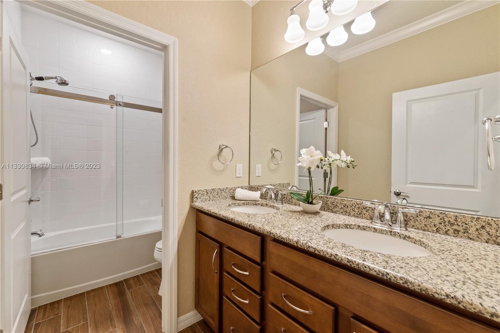 PARKVIEW AT HILLCREST - Residential