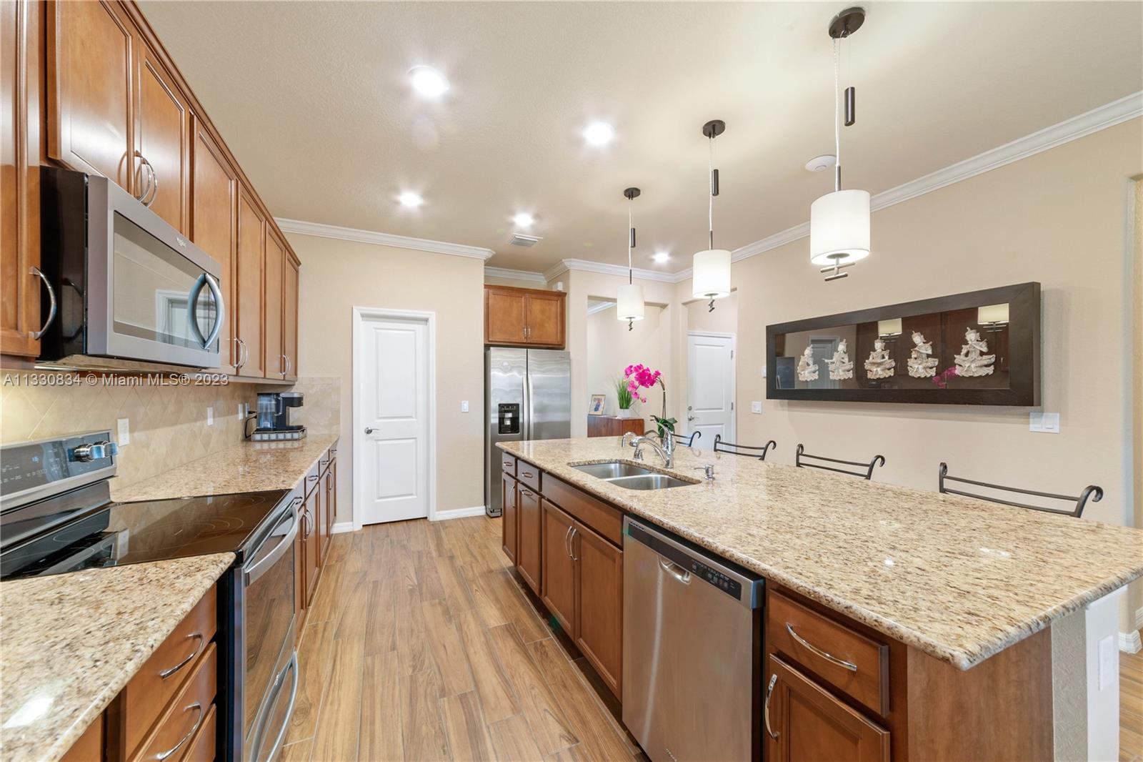 PARKVIEW AT HILLCREST - Residential
