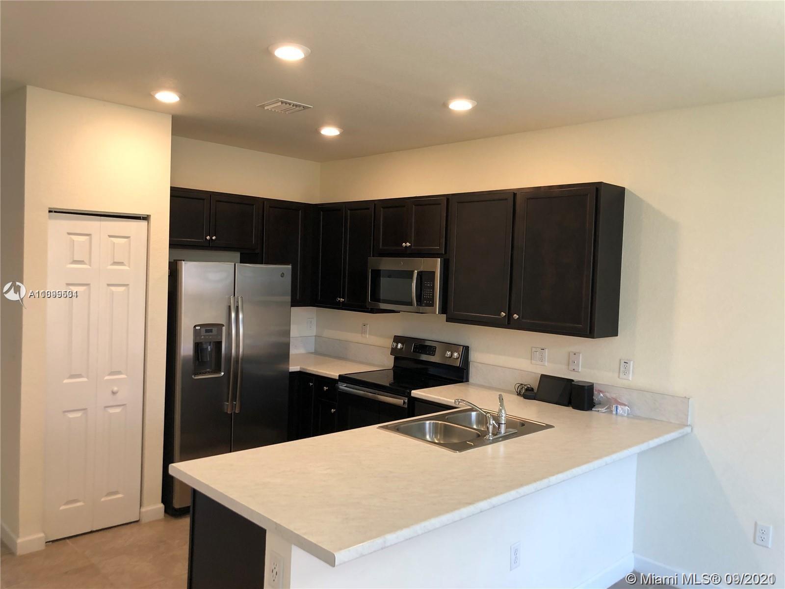 BAYWINDS OF DOMINICA AND - Residential Lease
