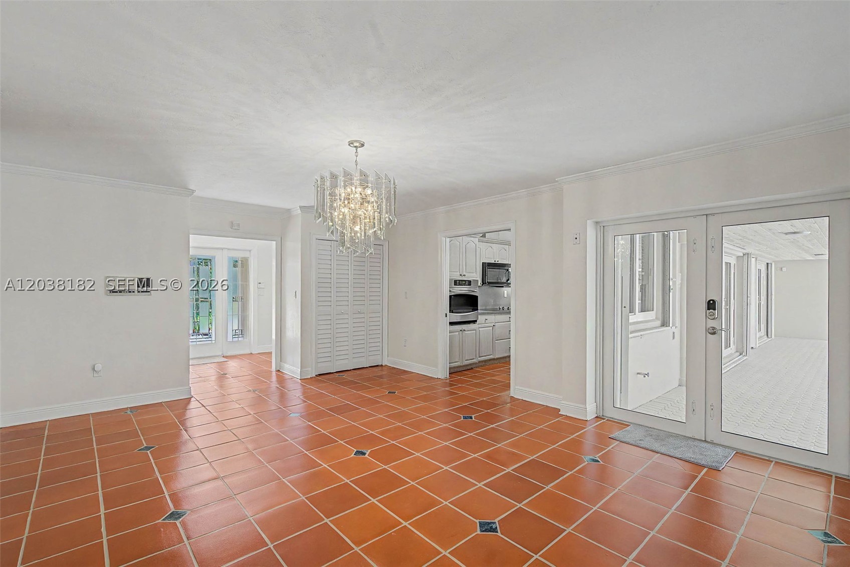 Charlotte Ests - Residential