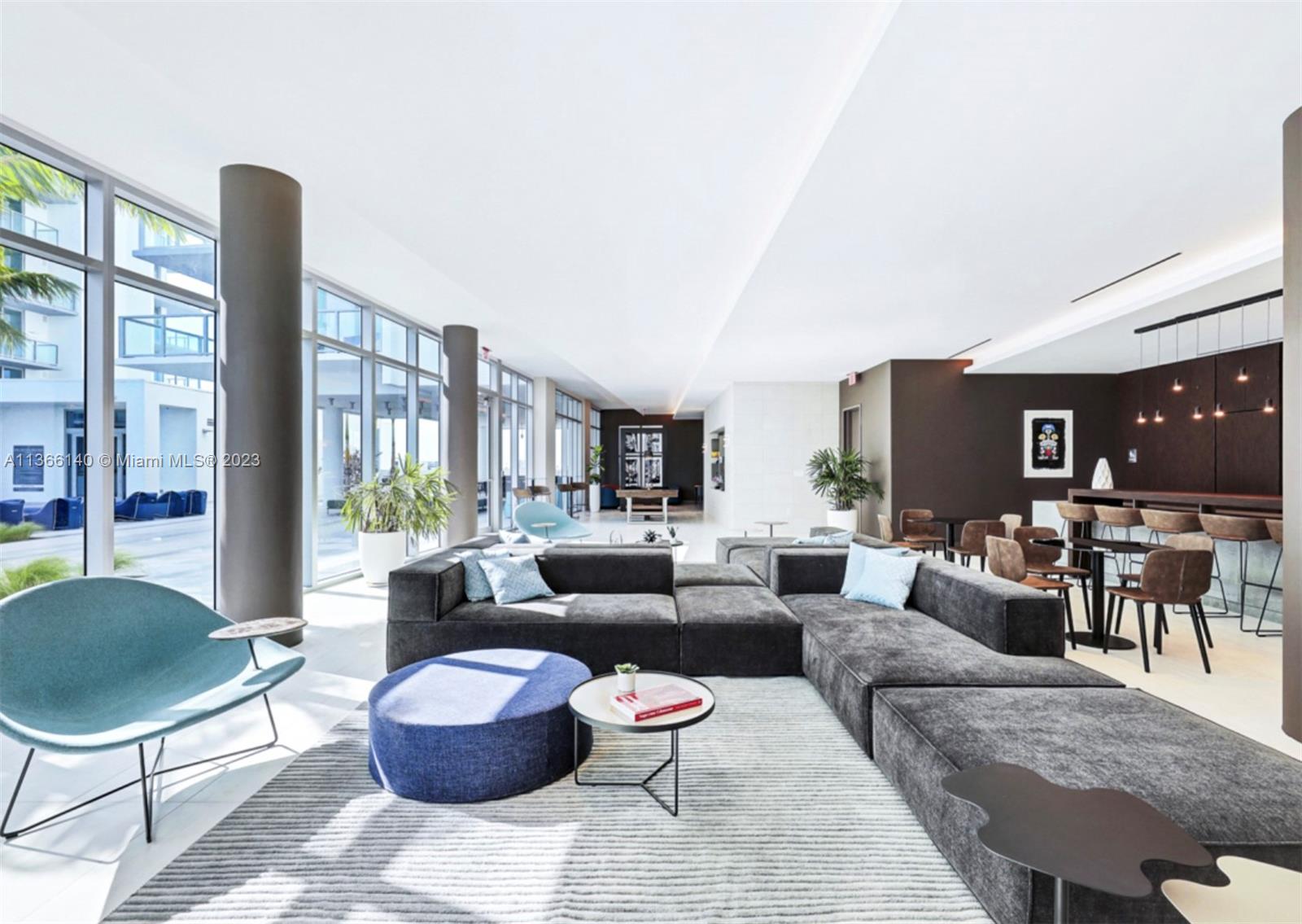 QUADRO CONDO - Residential Lease